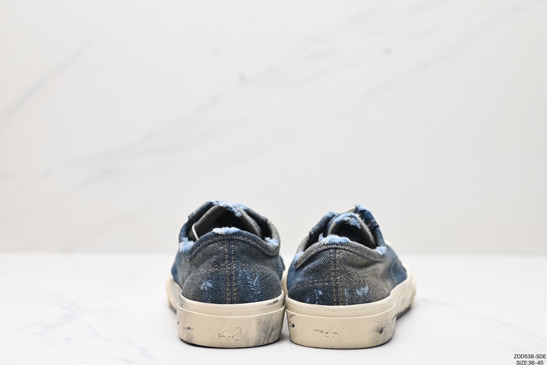 Balenciaga Low Shoes